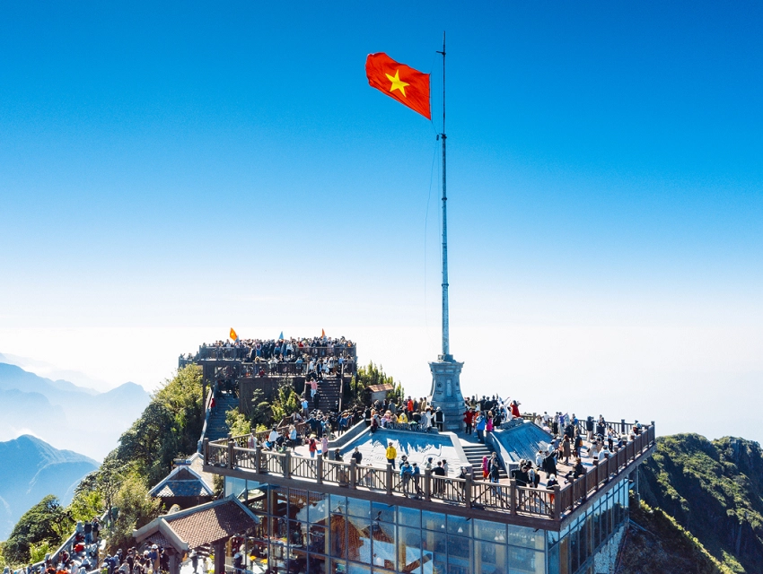 Hà Nội - 	Sapa - Fansipan - Hà Nội - Yên Tử - Hạ Long